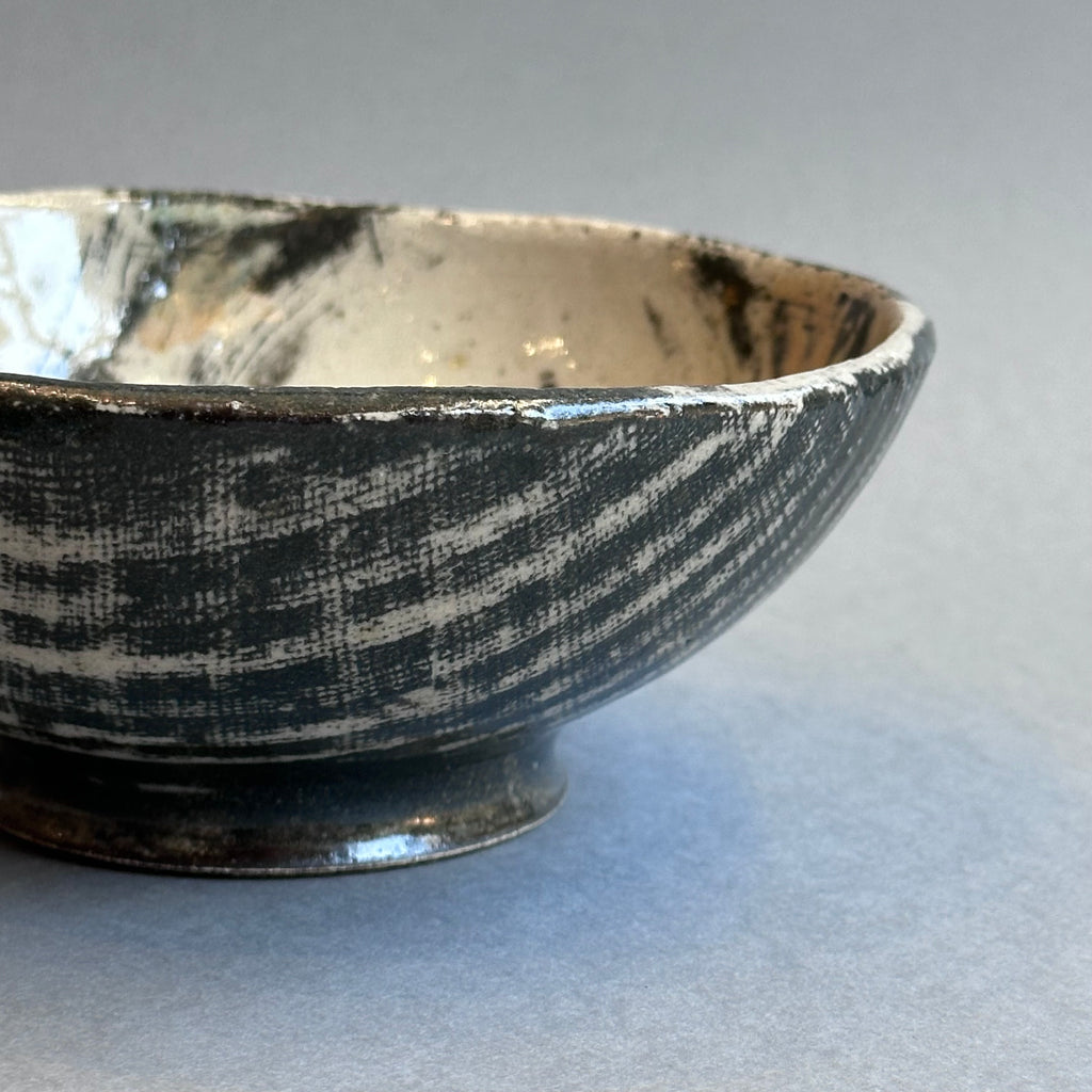 Grasping the Orient Bowl Baby #E