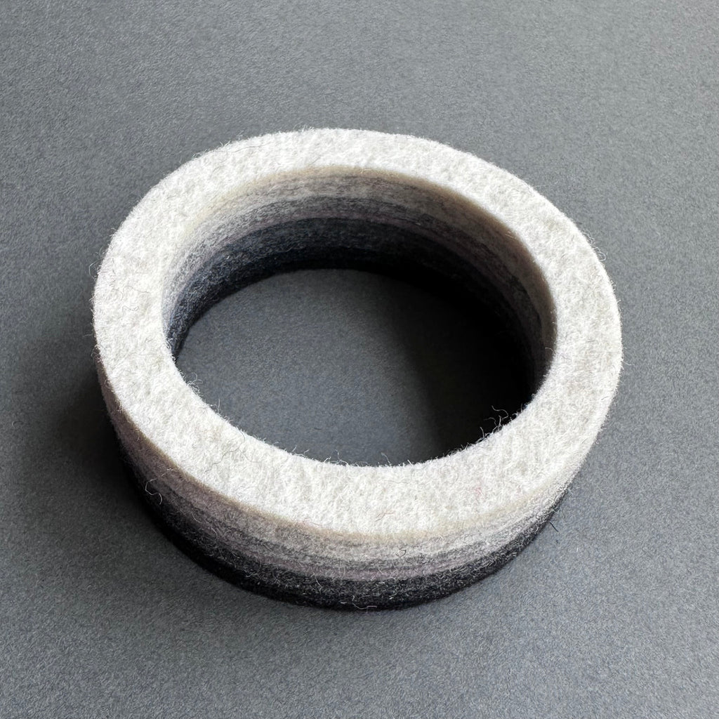 Chunky Bangle Ombre 'Greys'