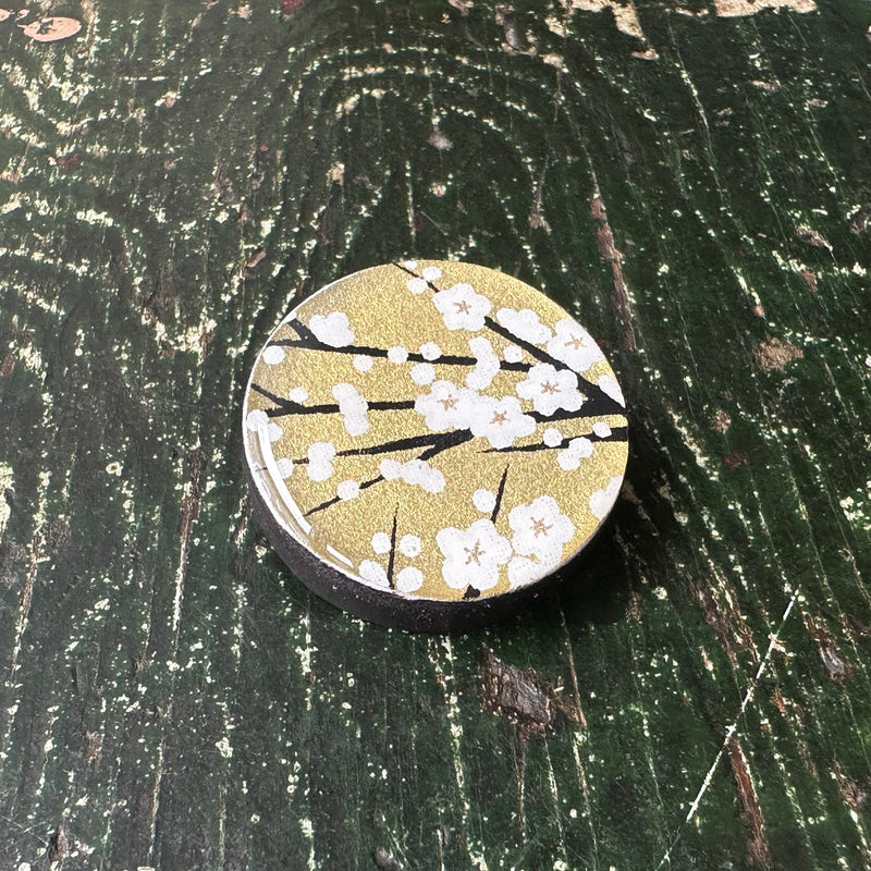 Draughts Brooch Golden Blossom White