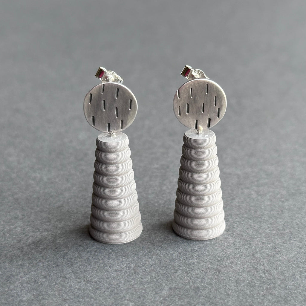 Form Earrings - Silver Textures Circle - Small - Elephant