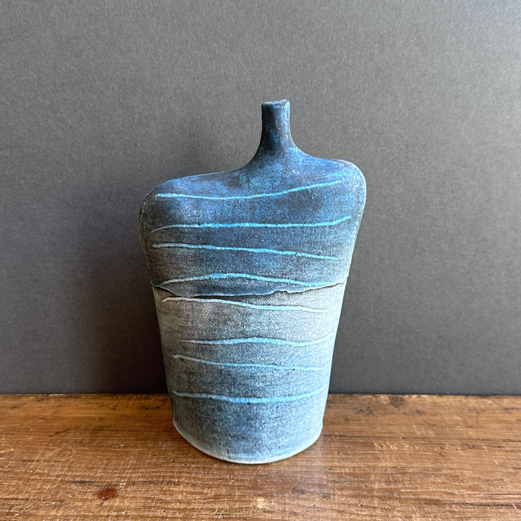 Bottle - Wide - Tracks