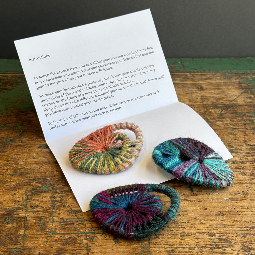 Brooch Kit - Pebble - Shetland Wool - Blue/Green/Mustard