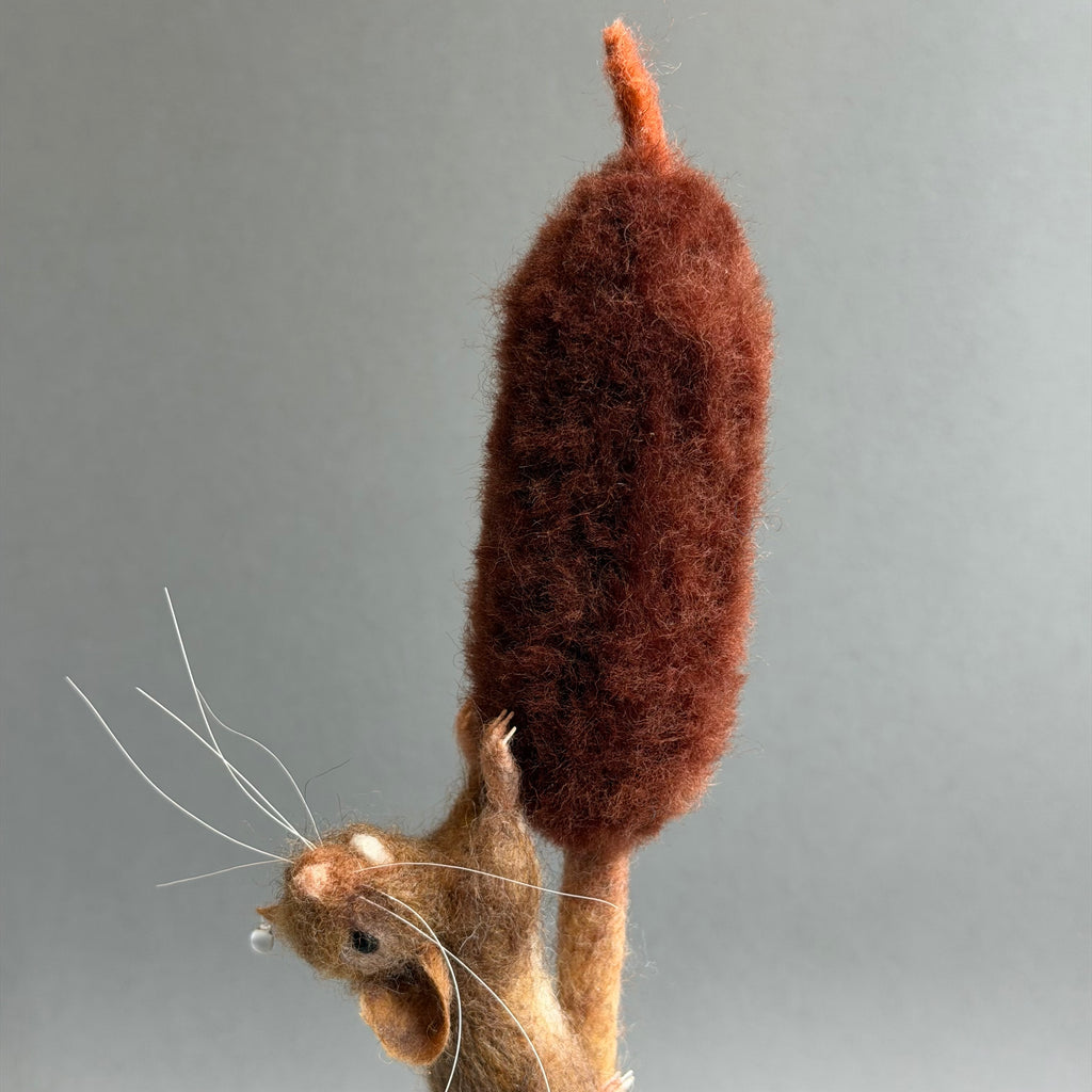 Needle Felted Mouse ‘Amber’ on a Bulrush