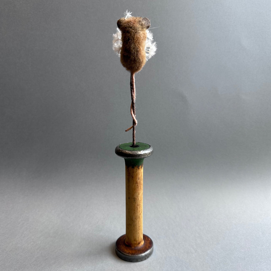 Needle Felted Sculpture ‘Mrs.Periwinkle the Harvest Mouse on a Dandelion Clock’