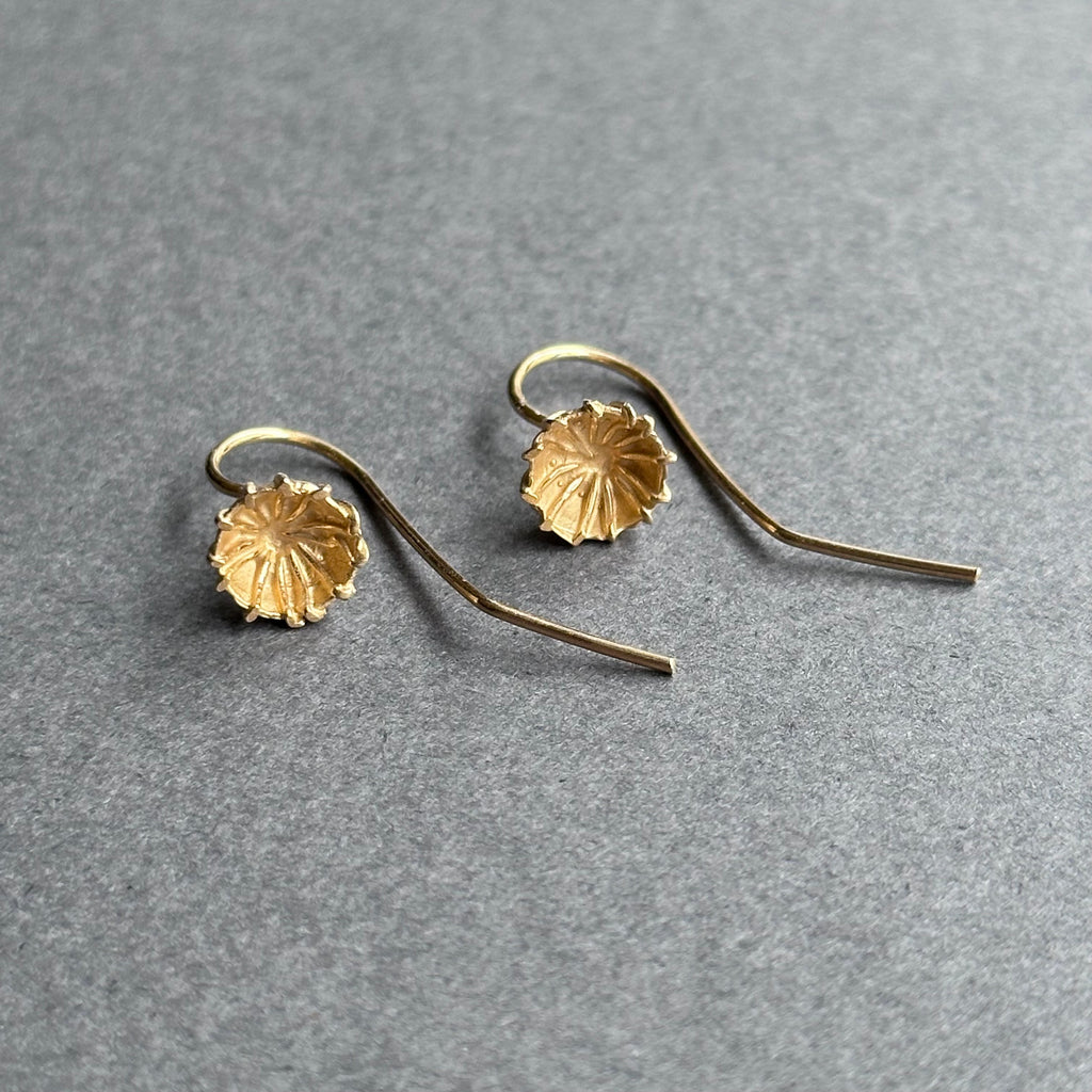 Poppy Seed Drop Earrings - Silver Gilt