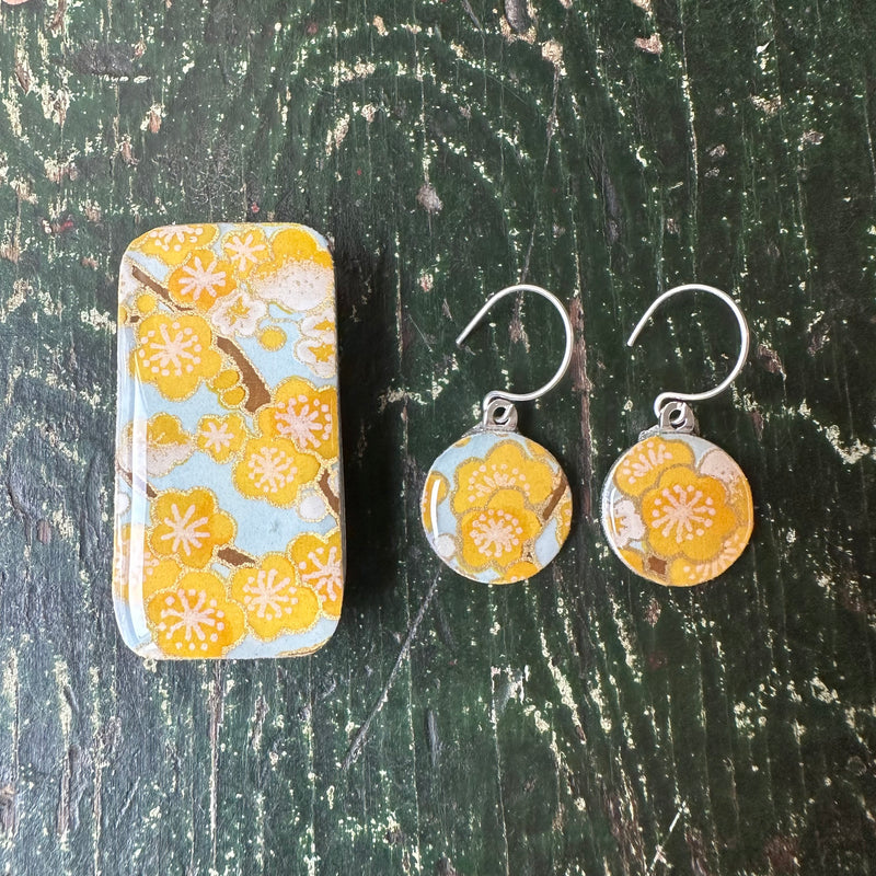 Sixpence Earrings & Teeny Tiny Tin Sakura Yellow
