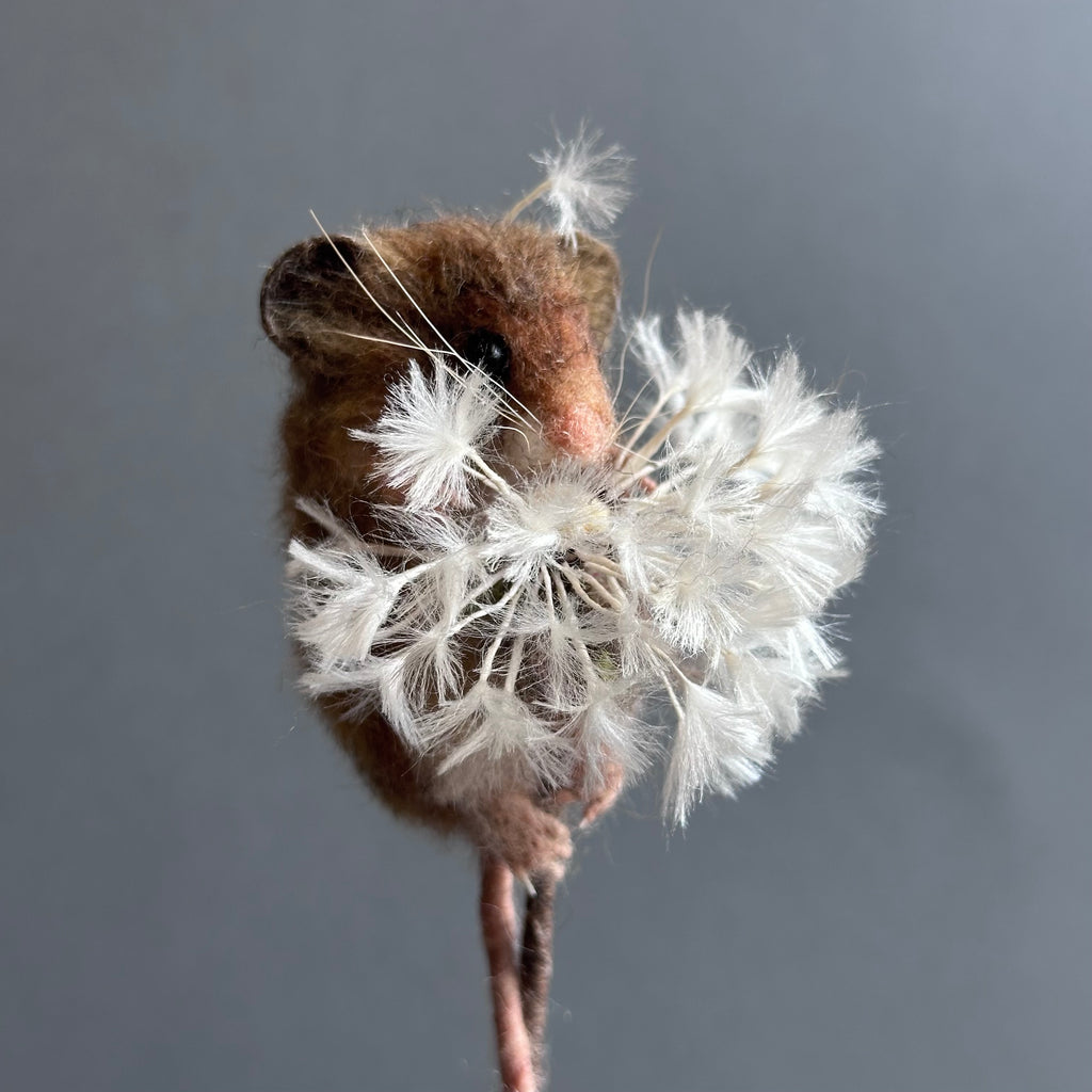Needle Felted Sculpture ‘Mrs.Periwinkle the Harvest Mouse on a Dandelion Clock’