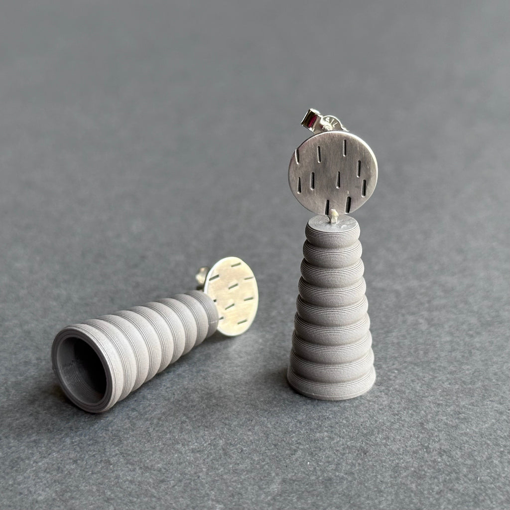 Form Earrings - Silver Textures Circle - Small - Elephant