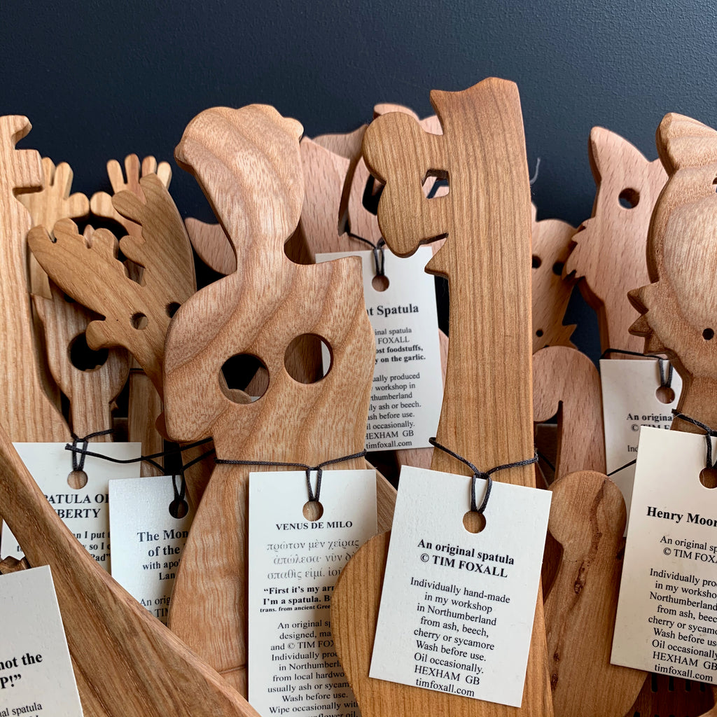 Two Hands ‘Drama Queen’ Spatula