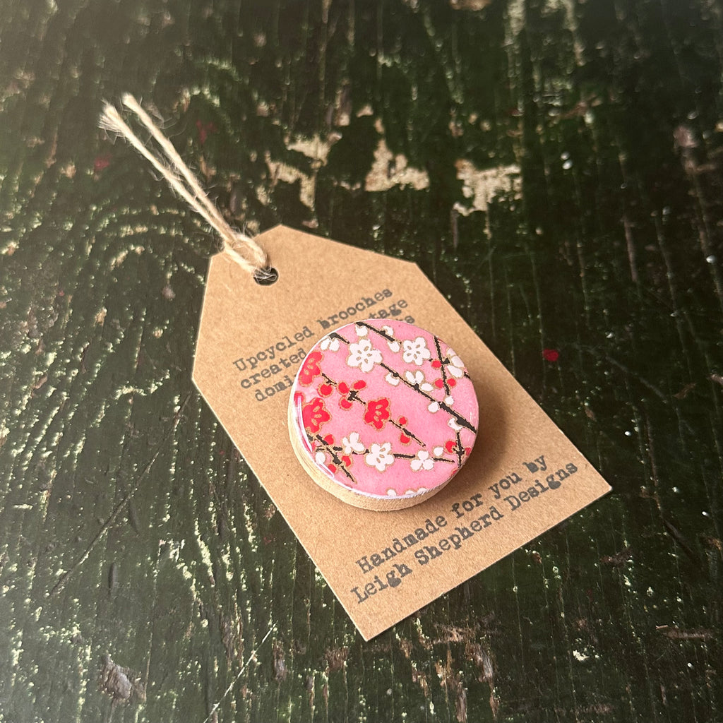 Draughts Brooch Sunset Pink Blossom