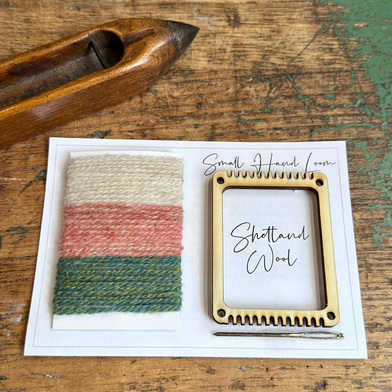 Shetland Wool Small Hand Loom [Moss/Peach/Cream]