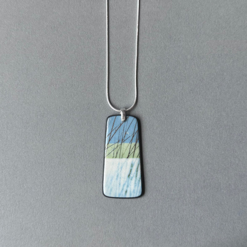 Elements ‘Marram’ Porcelain Necklace with Silver Chain