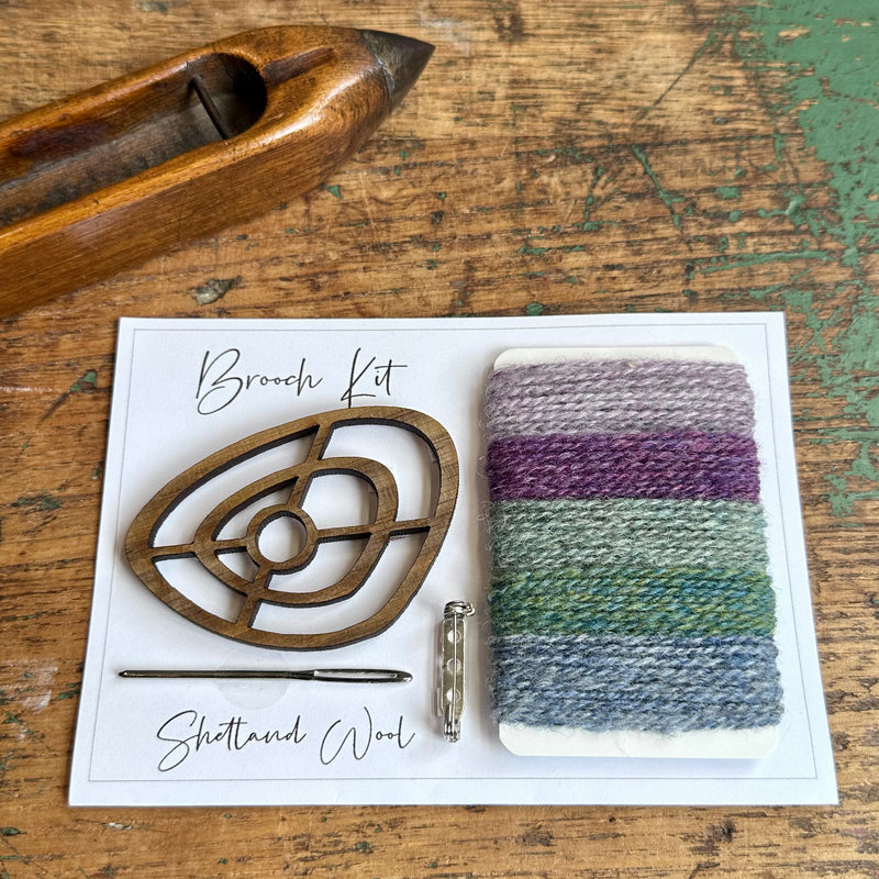 Shetland Wool Pebble Brooch Kit [Lilac/Sage/Mist]