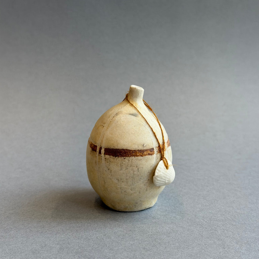 Rattling Pebble Bottle - Penarlâg [Three Sizes Available]