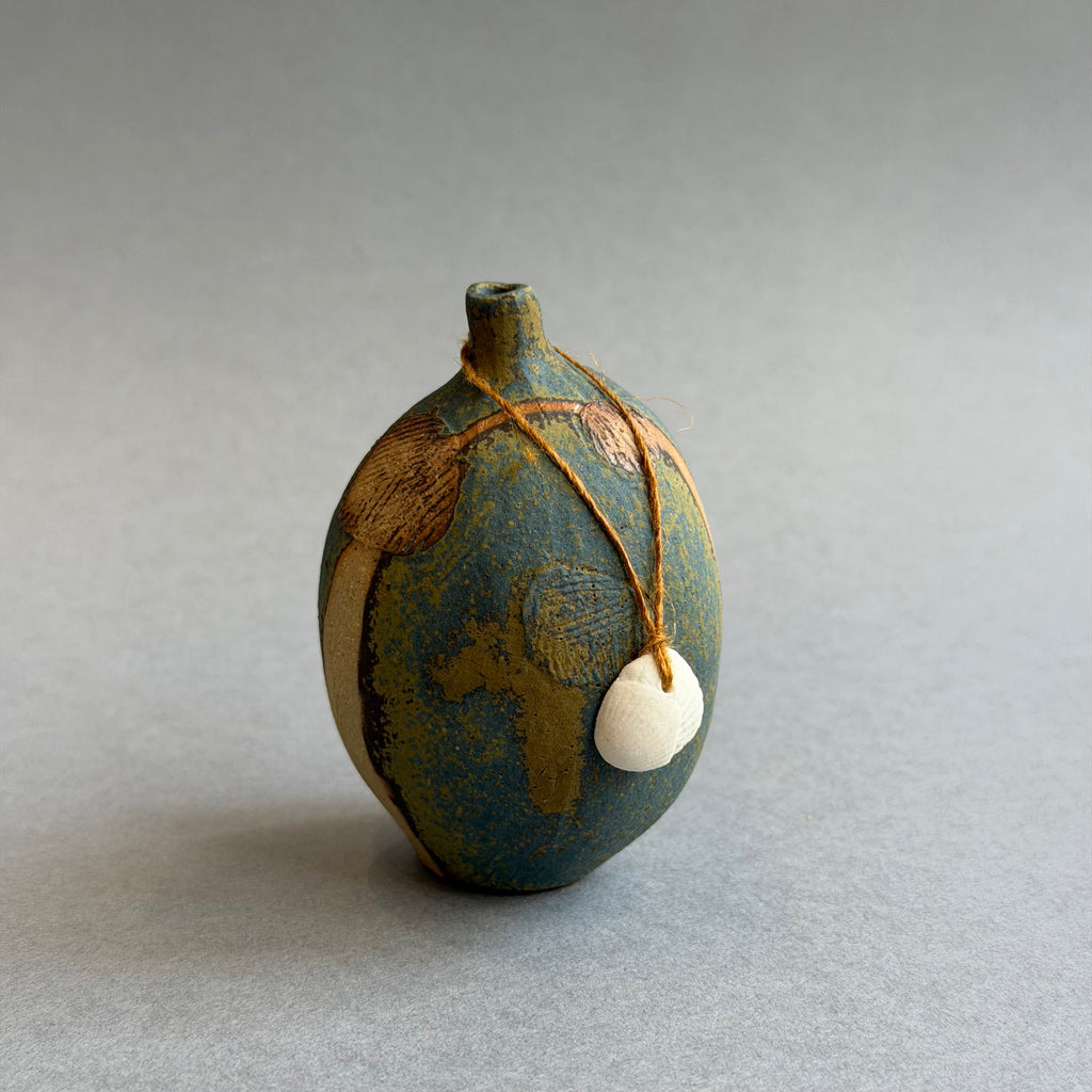 Rattling Pebble Bottle - Iron Blue [Three Sizes Available]