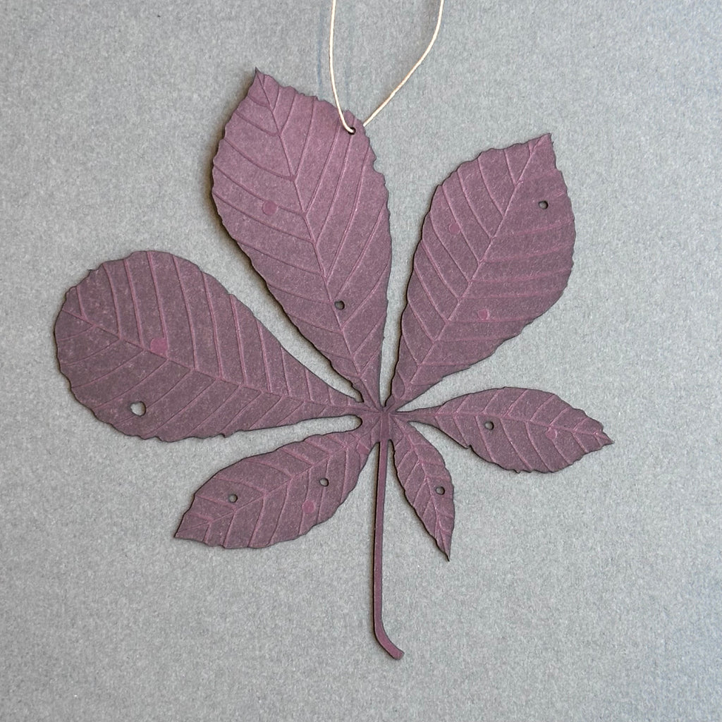 Single Horse Chestnut Leaf - Berry