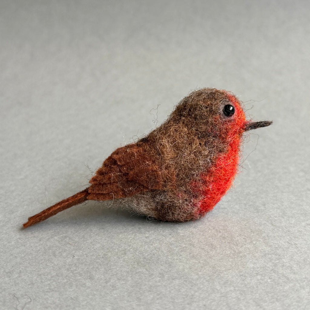 Needle Felted ‘Robin’ Brooch