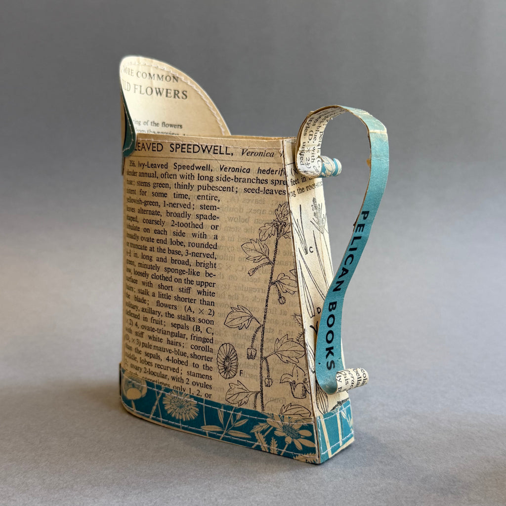 Paper Jug - Medium - Pelican Wildflower