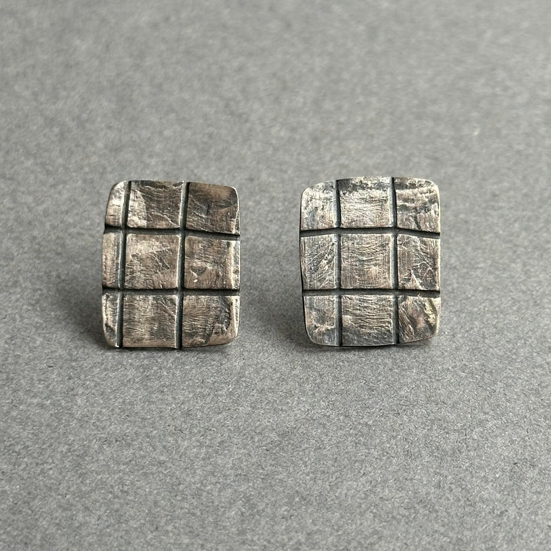 Earrings Mark Making Studs [Grid]