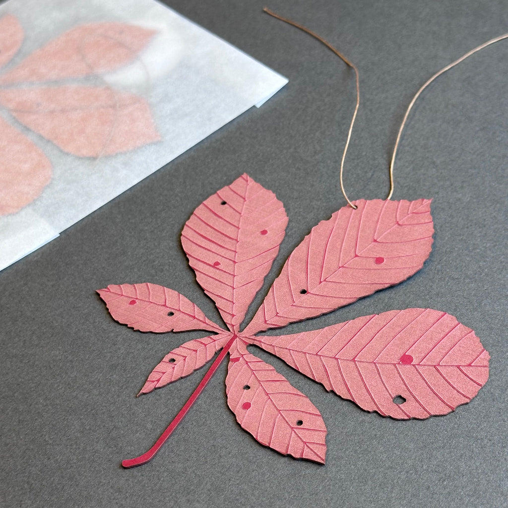 Single Horse Chestnut Leaf - Scarlet