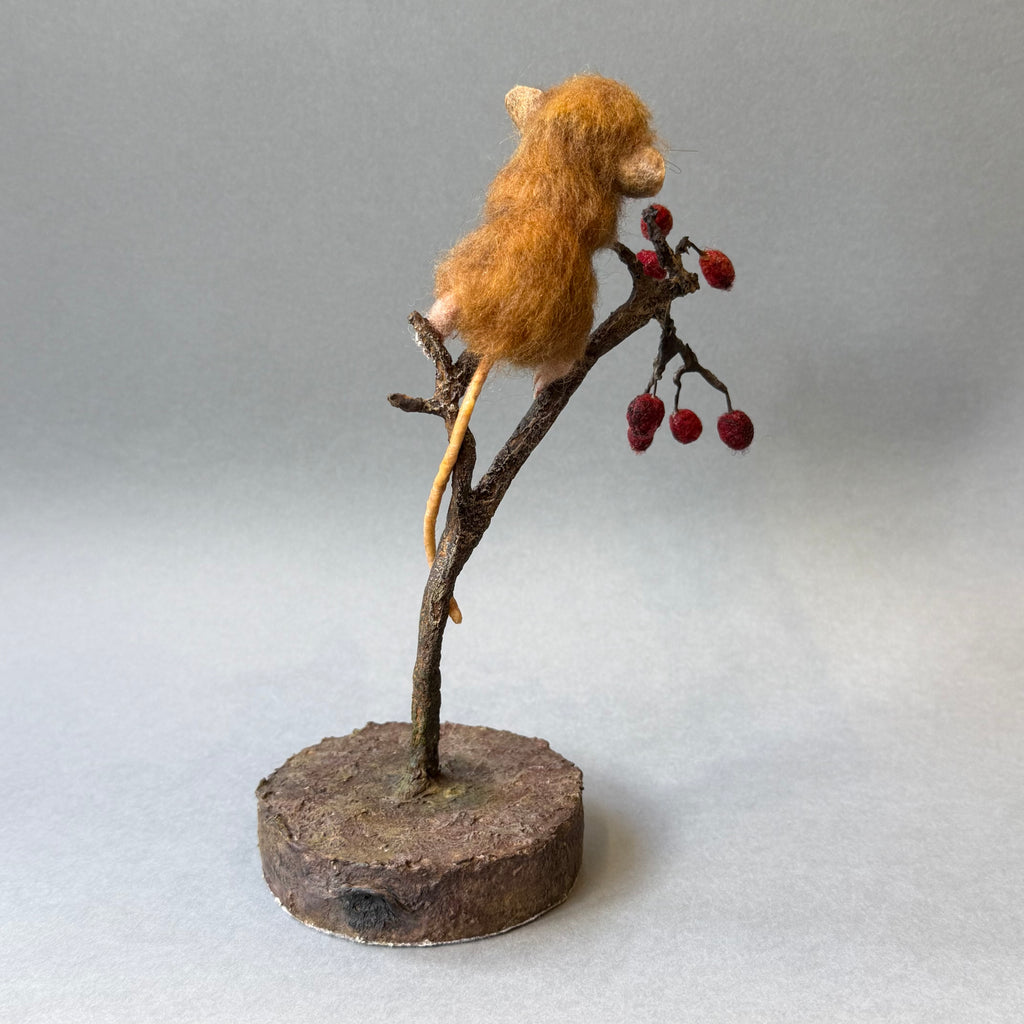 Needle Felted ‘Bertie’ Mouse with Berries
