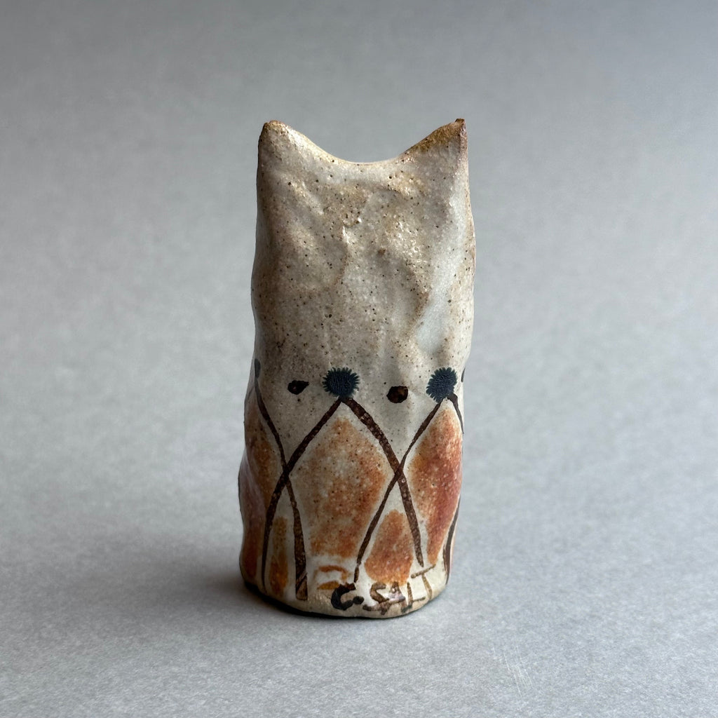 Stoneware Cat [tall]