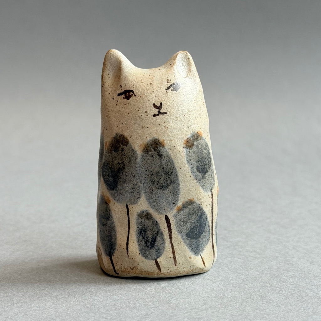 Stoneware Cat [small]