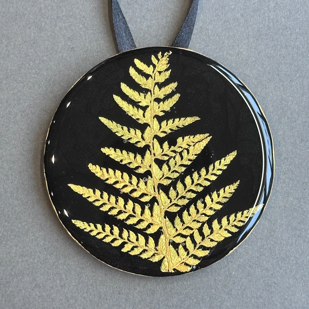 Mixed Media - Fern Roundel #017