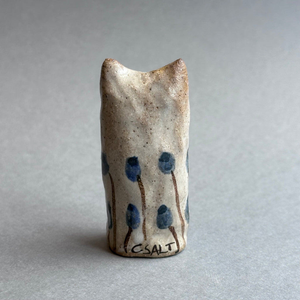 Stoneware Cat [tall]