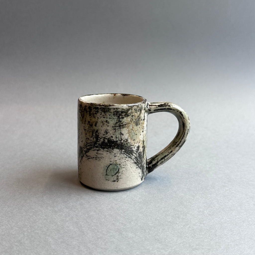 Grasping the Orient Mug Espresso #B