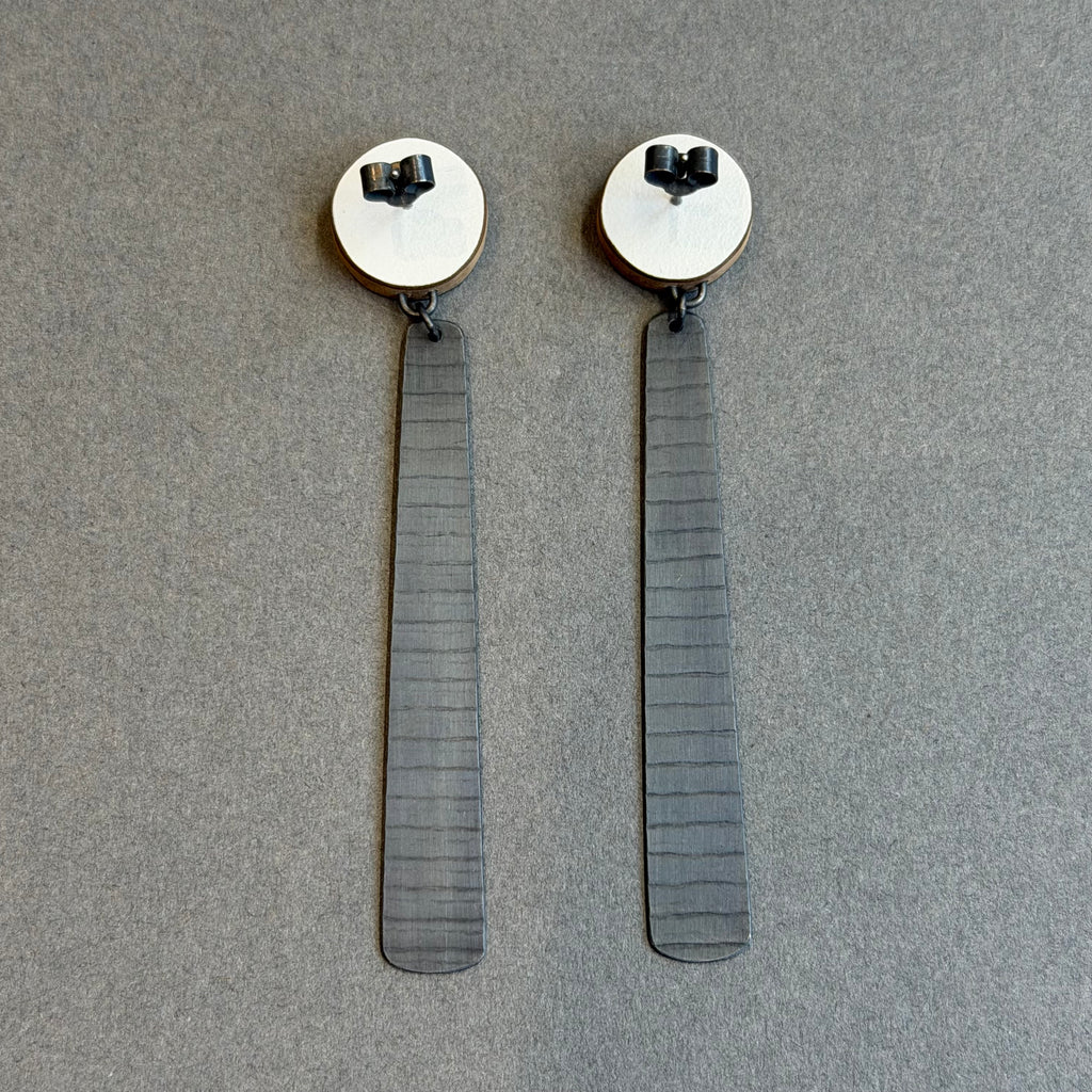 Circle & Long Stripe Earrings Green