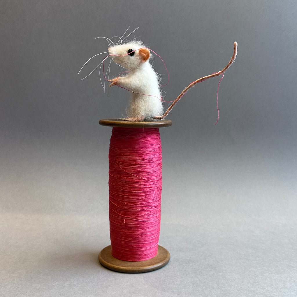 Needle Felted Mouse ‘Tilly Tidy on a Bobbin’