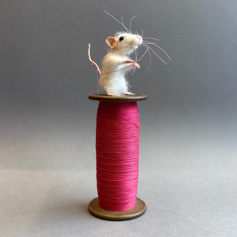 Needle Felted Mouse ‘Tilly Tidy on a Bobbin’