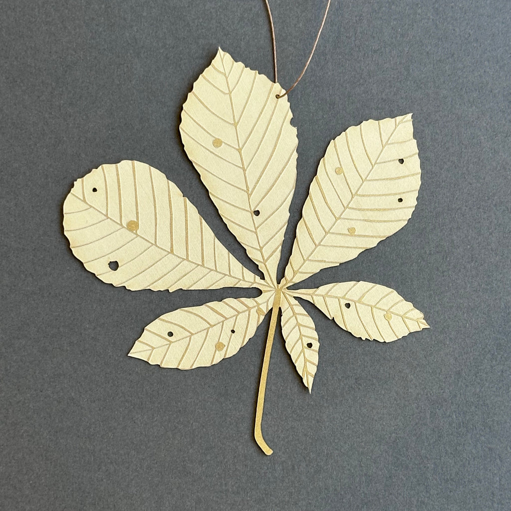 Single Horse Chestnut Leaf - Gold