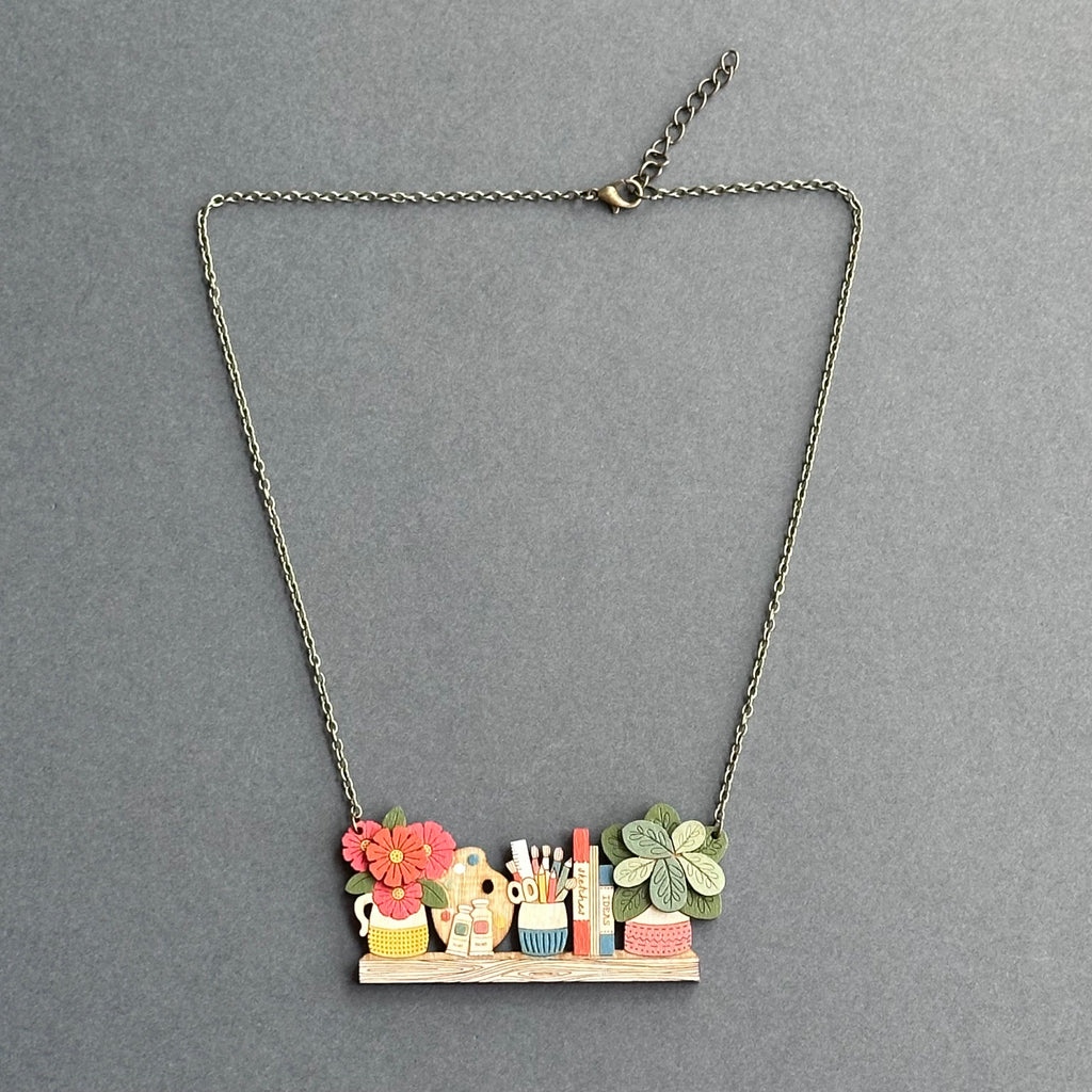 HSC Happy Shelf Necklace ‘Happy Art’