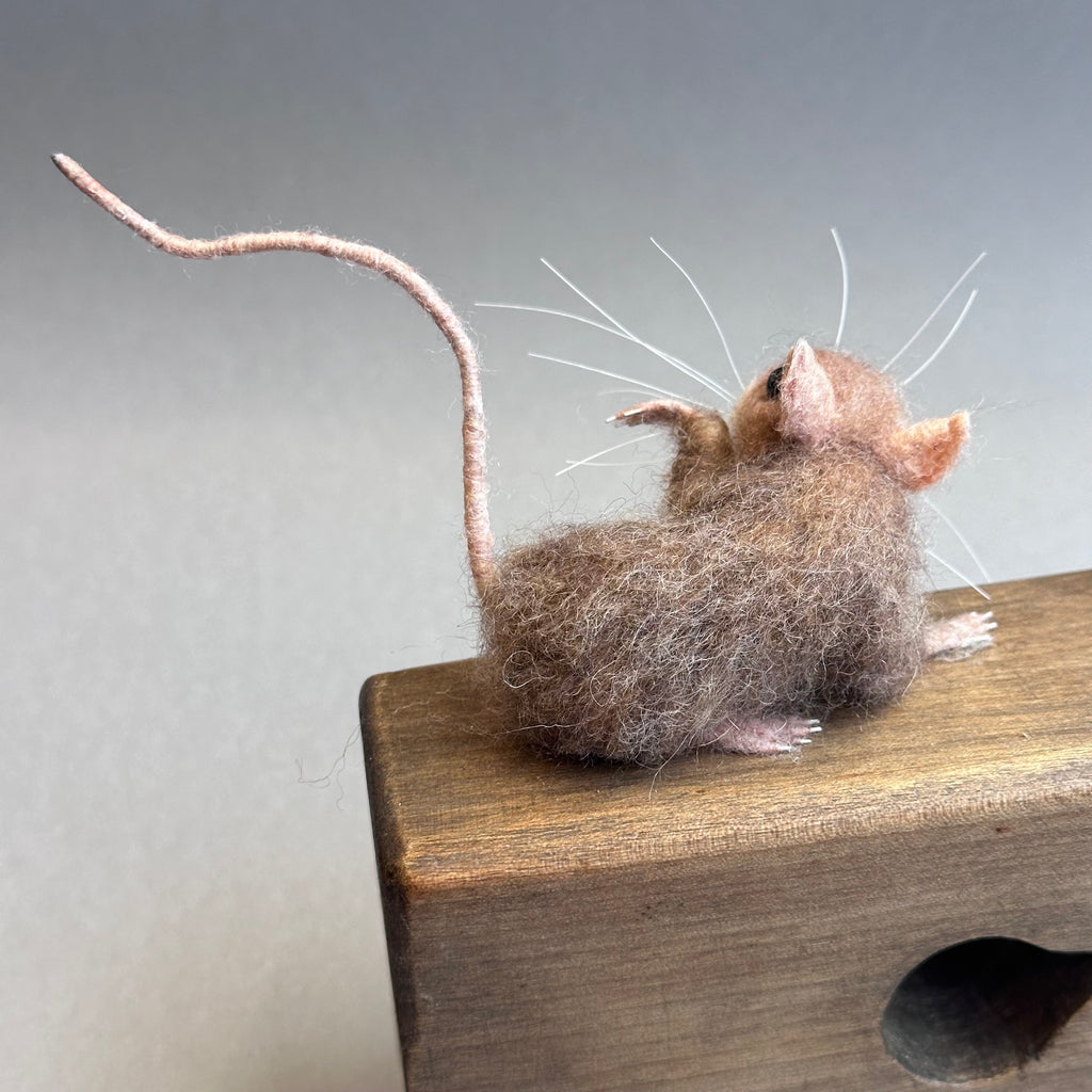 Needle Felted Mouse ‘Thimble on a Vintage Joiners Plane’