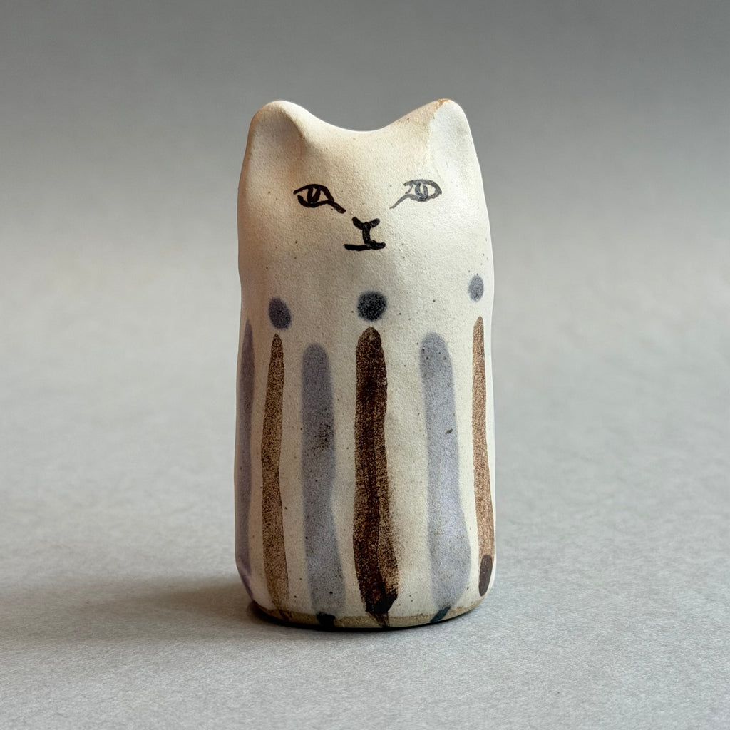 Stoneware Cat [small]