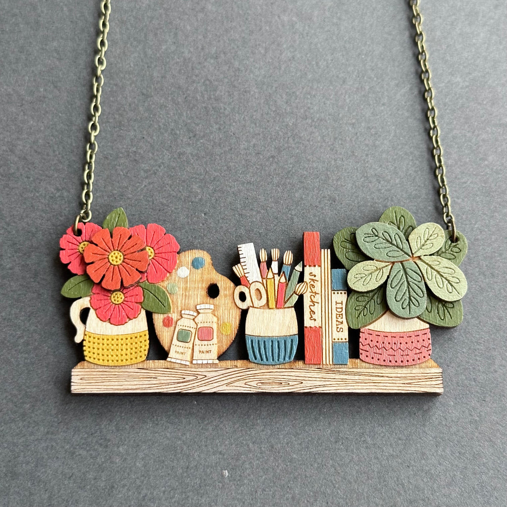 HSC Happy Shelf Necklace ‘Happy Art’