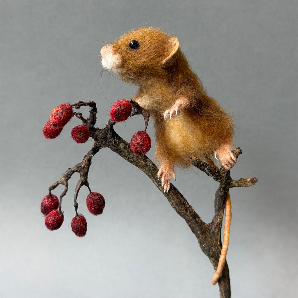Needle Felted ‘Bertie’ Mouse with Berries