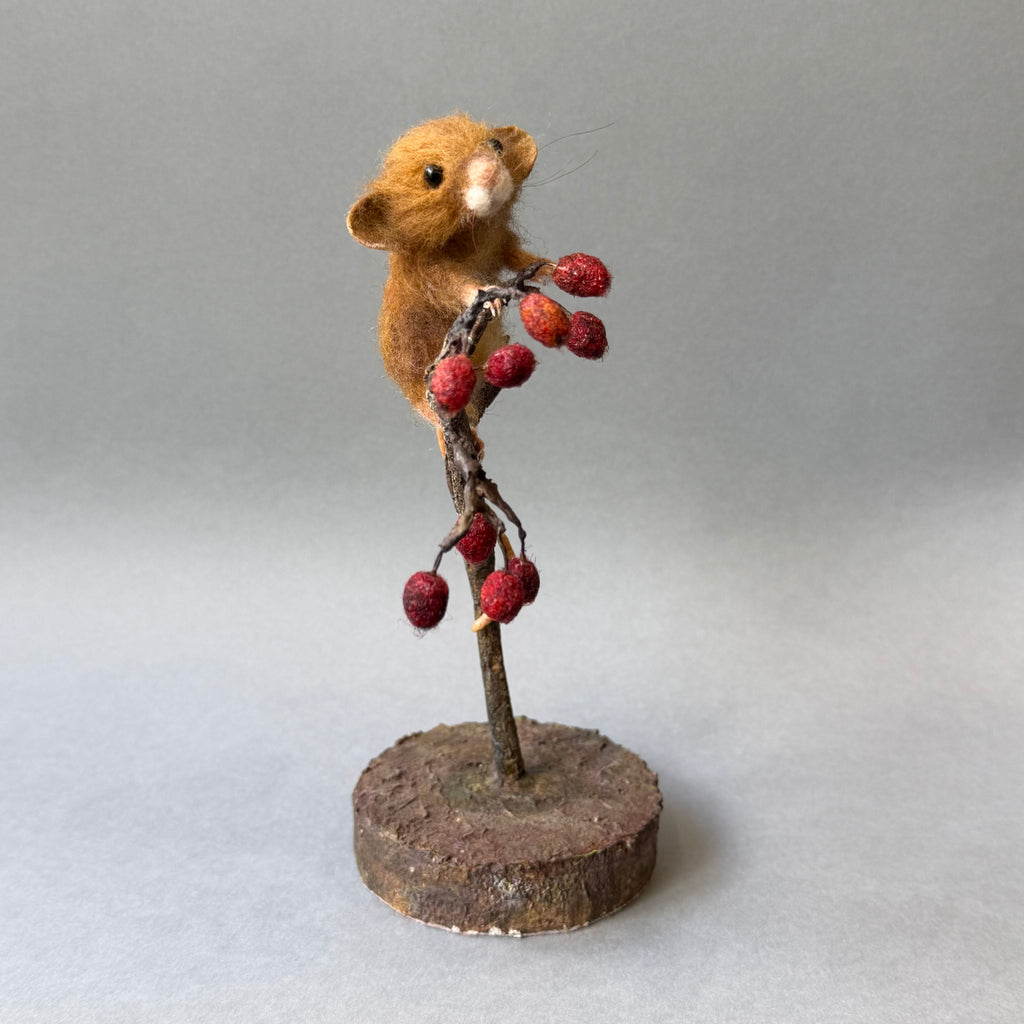 Needle Felted ‘Bertie’ Mouse with Berries