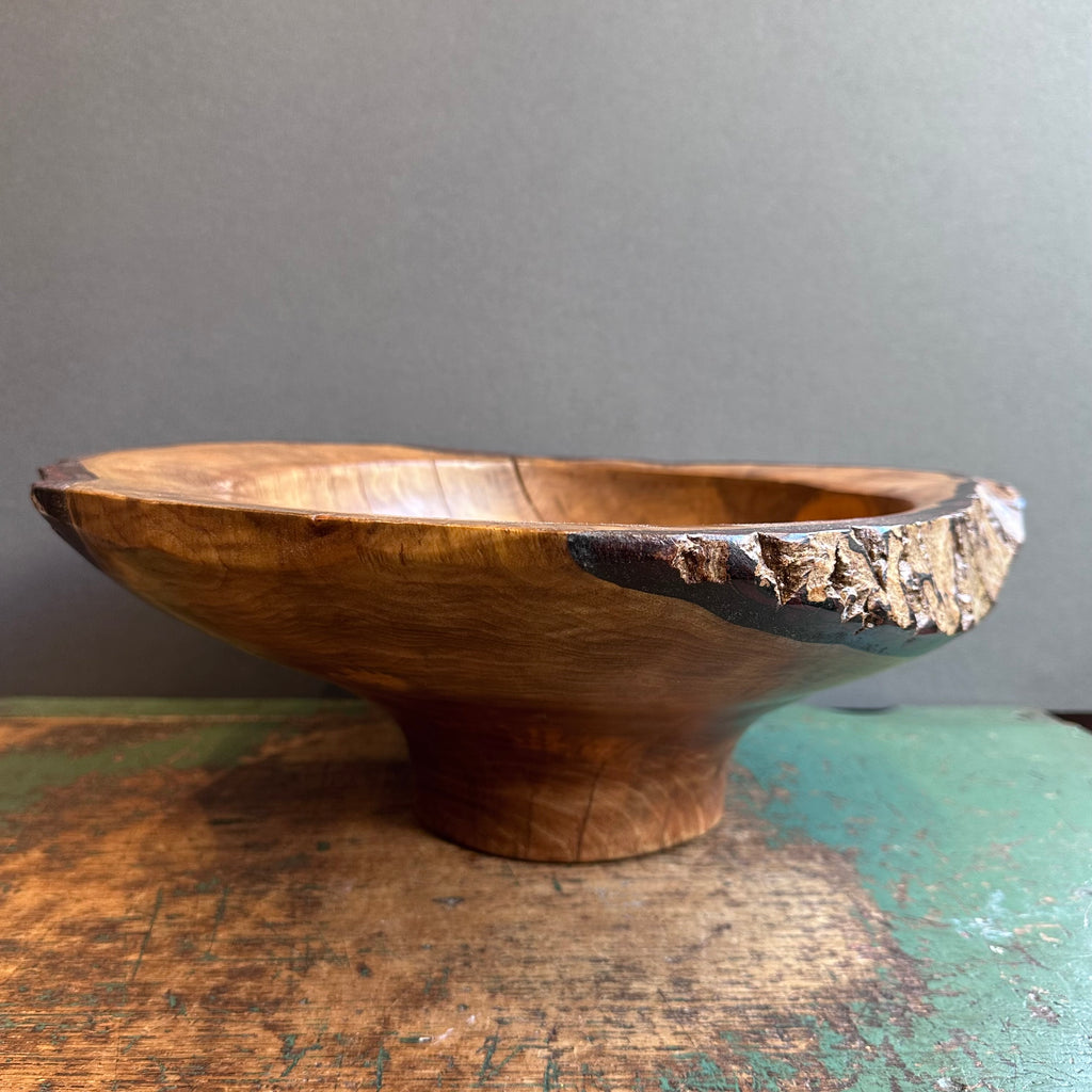 No.146 Large Footed Bowl - Walnut