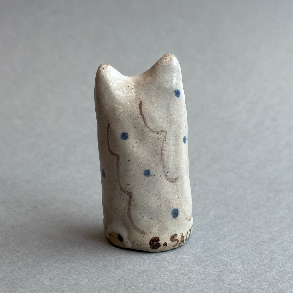 Stoneware Cat [small]