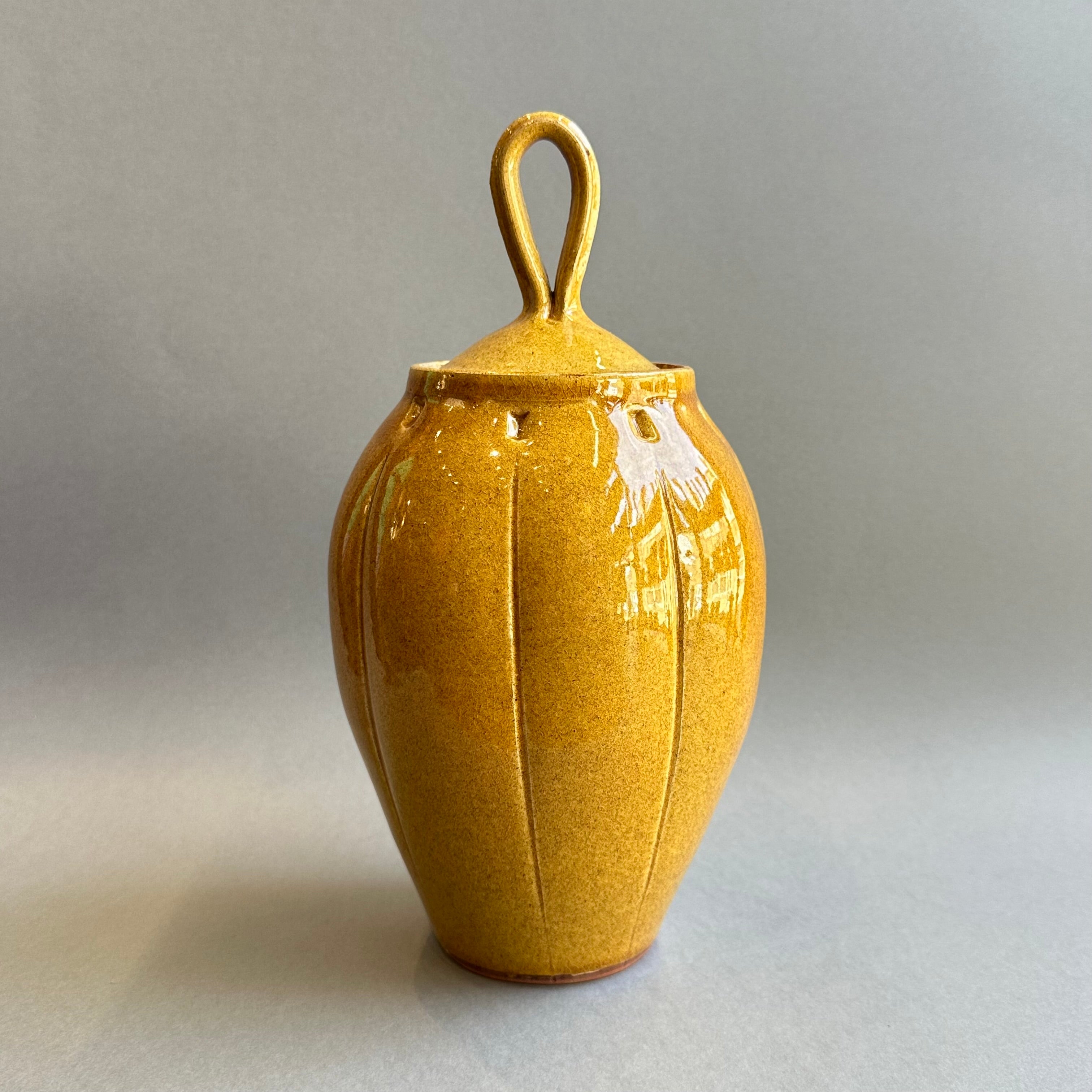 Medium Ginger Jar - Honey