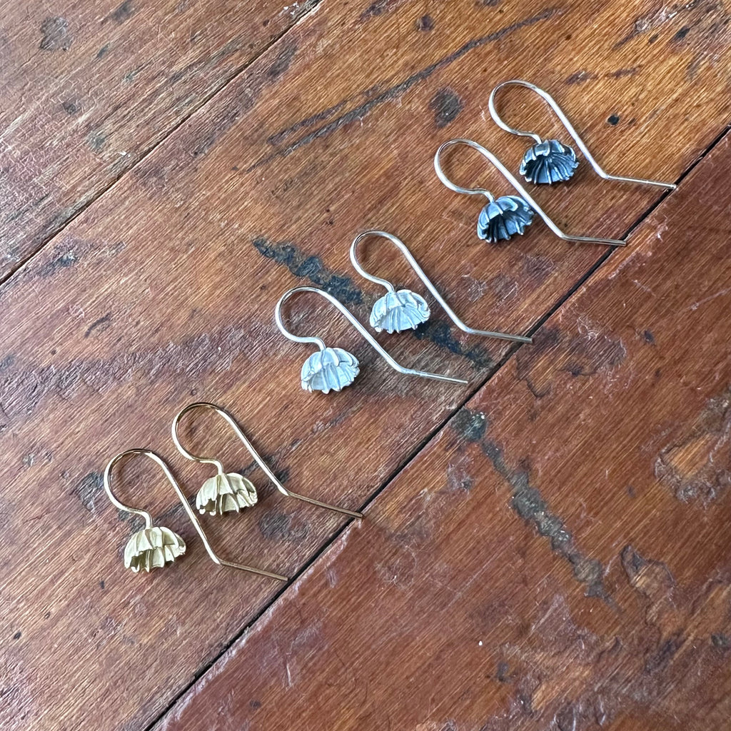 Poppy Seed Drop Earrings - Silver Gilt