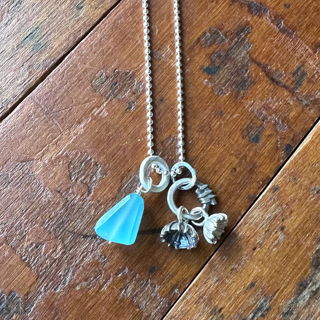 Poppy Seed Necklace - Silver & Chalcedony