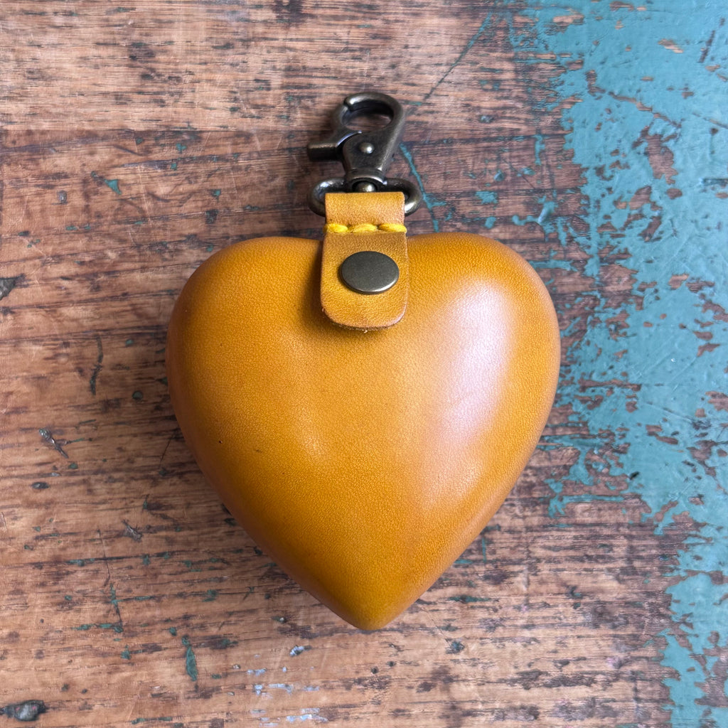 Leather Purse - Heart [Large]