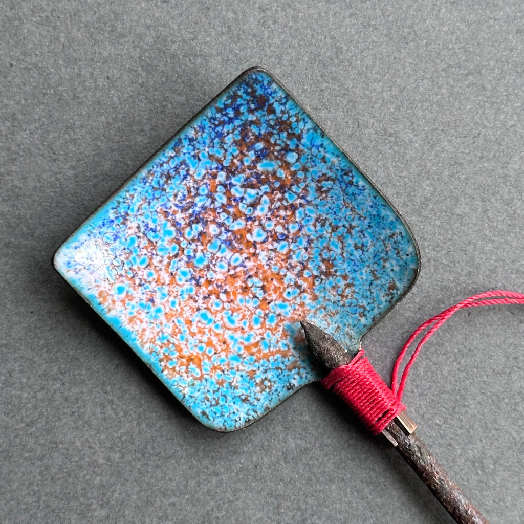 Decorative Enamel Spoon 'Thin Nail’