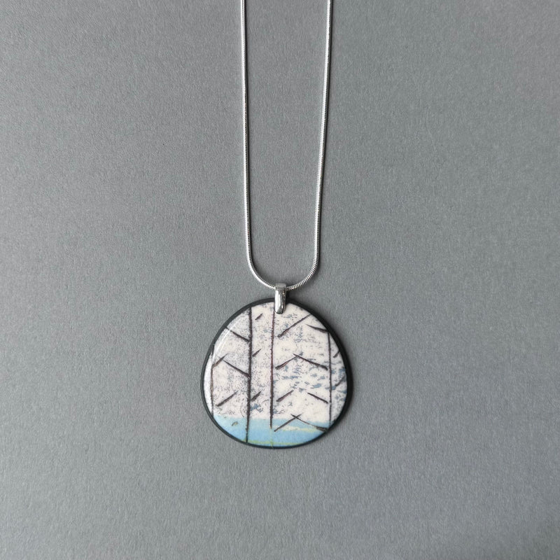 Elements ‘Briar’ Porcelain Necklace with Silver Chain