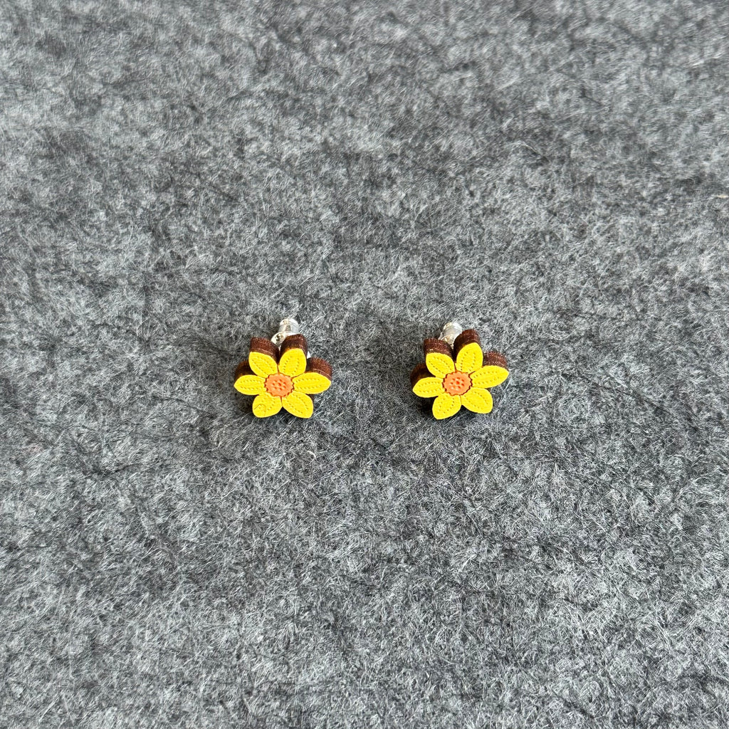 IBC In Bloom Stud Earrings ‘Daffodil’