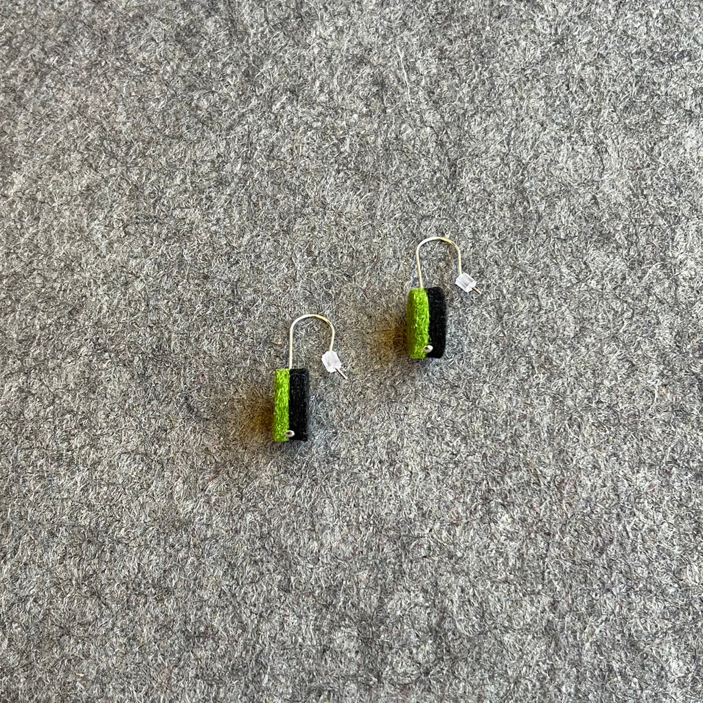 Dot Earrings 'Green/Black'